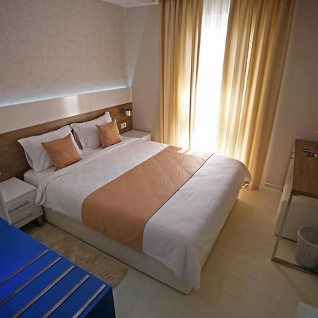 Rox Motel Modriča Kültér fotó